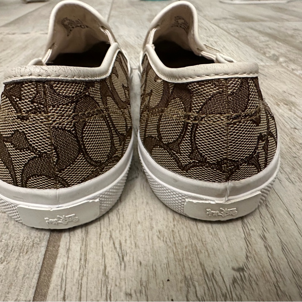 COACH women’s Chrissy style, signature logo Slip-On Canvas Shoes, size 10 - Picture 6 of 11